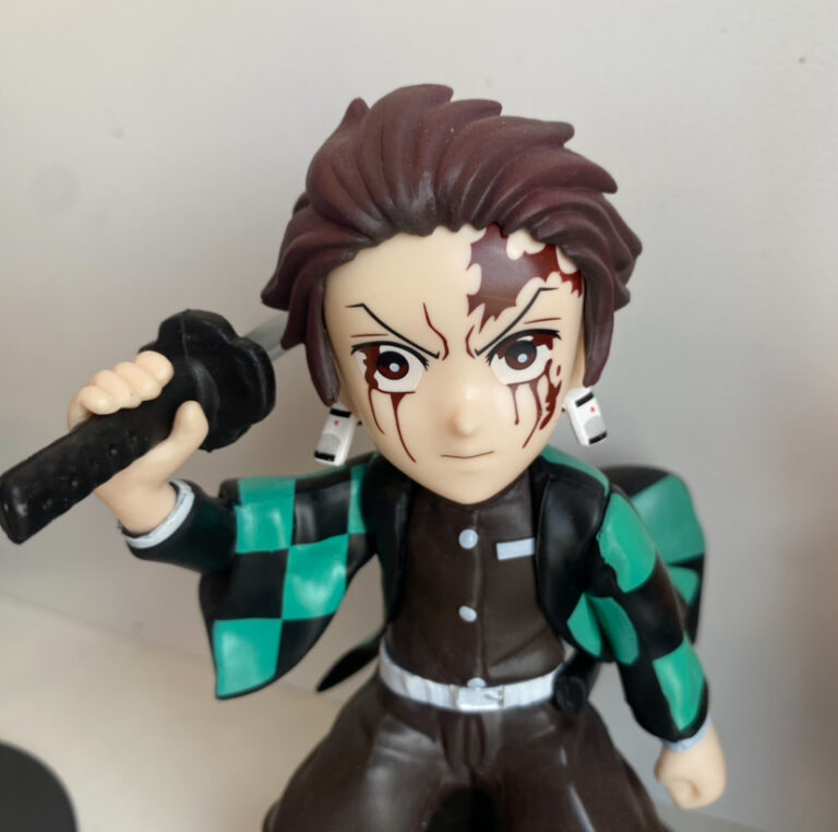 فیگور انیمه شیطان کش demon slayer پک۶تایی