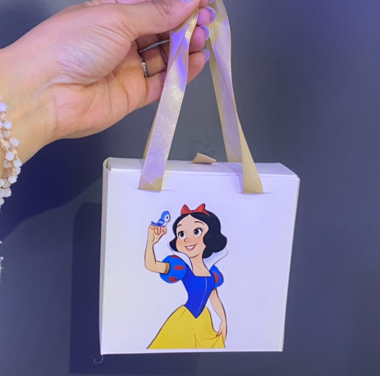 گردنبند پرنسس سفیدبرفی (مدل عروسکی)