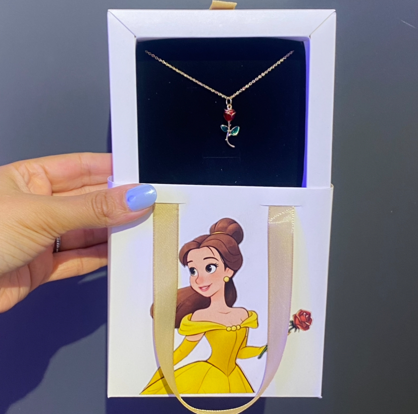 گردنبند رز جاویدان  پرنسس بل دیو و دلبر