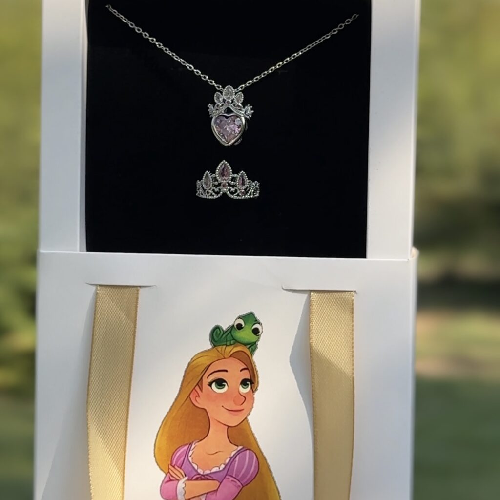 نیم ست گردنبند و انگشتر تاج  پرنسس راپونزل